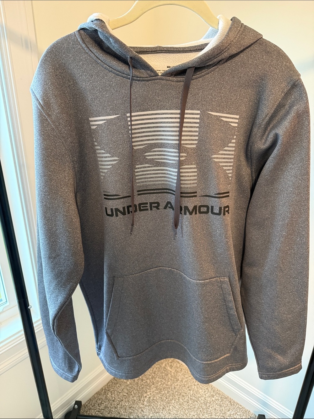 Under Armour Men's Heather Gray Pullover Hoodie